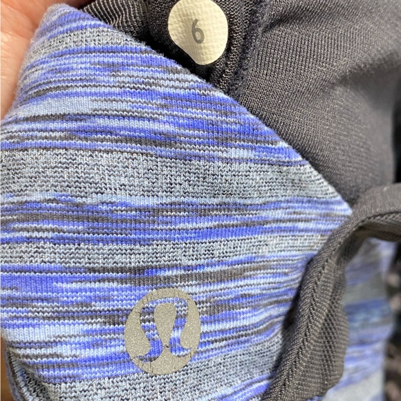 Lululemon 50 Rep Sports Bra Size 6 - Picture 6 of 7